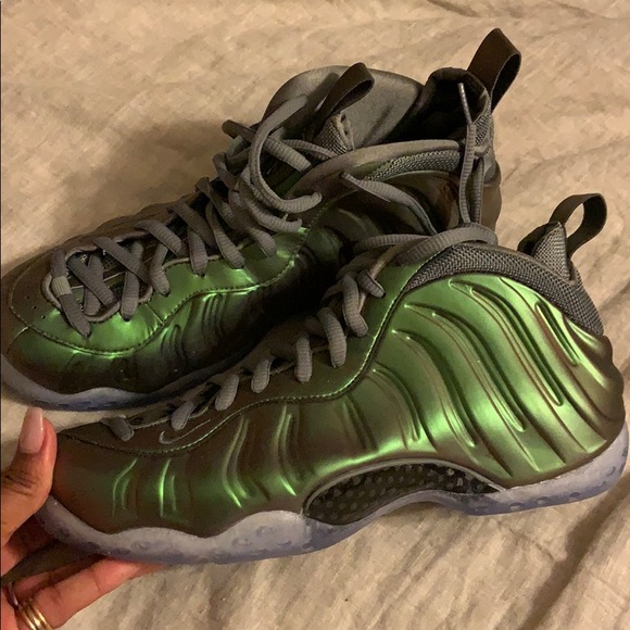iridescent foamposites